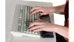 AliMed Cleanable Wrist Support