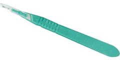 Disposable #15 Stainless Steel Scalpel, Tip Protector B-D371615Z