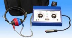 Audiometer AMBCO Pure Tone Automatic Screening Air Conduction Battery Operated