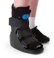 Deluxe Pneumatic Ankle ORT28620L