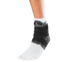 Mueller Hg80 Ankle Brace w/Straps