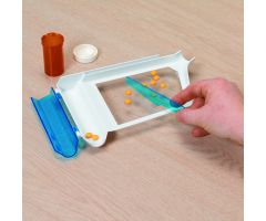Pill Counter with Spatula