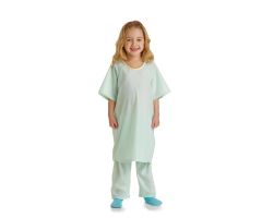 Snuggly Pediatric Gown, Solid Green, Size M